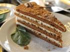 The most delicious honey cake: a simple recipe